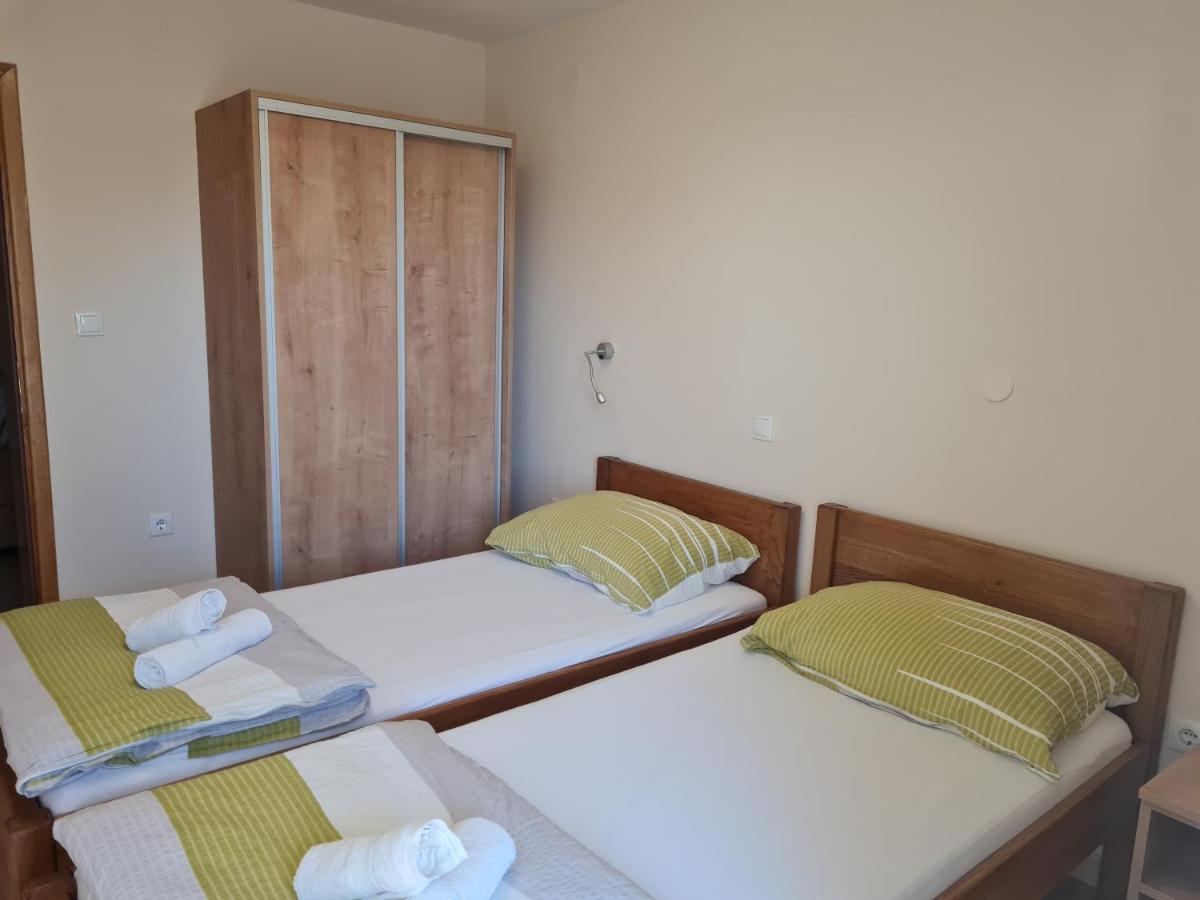Apartment Lavanda สตารีกราด-ปาเคลนีซา ภายนอก รูปภาพ