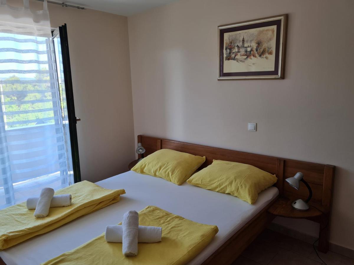 Apartment Lavanda สตารีกราด-ปาเคลนีซา ภายนอก รูปภาพ