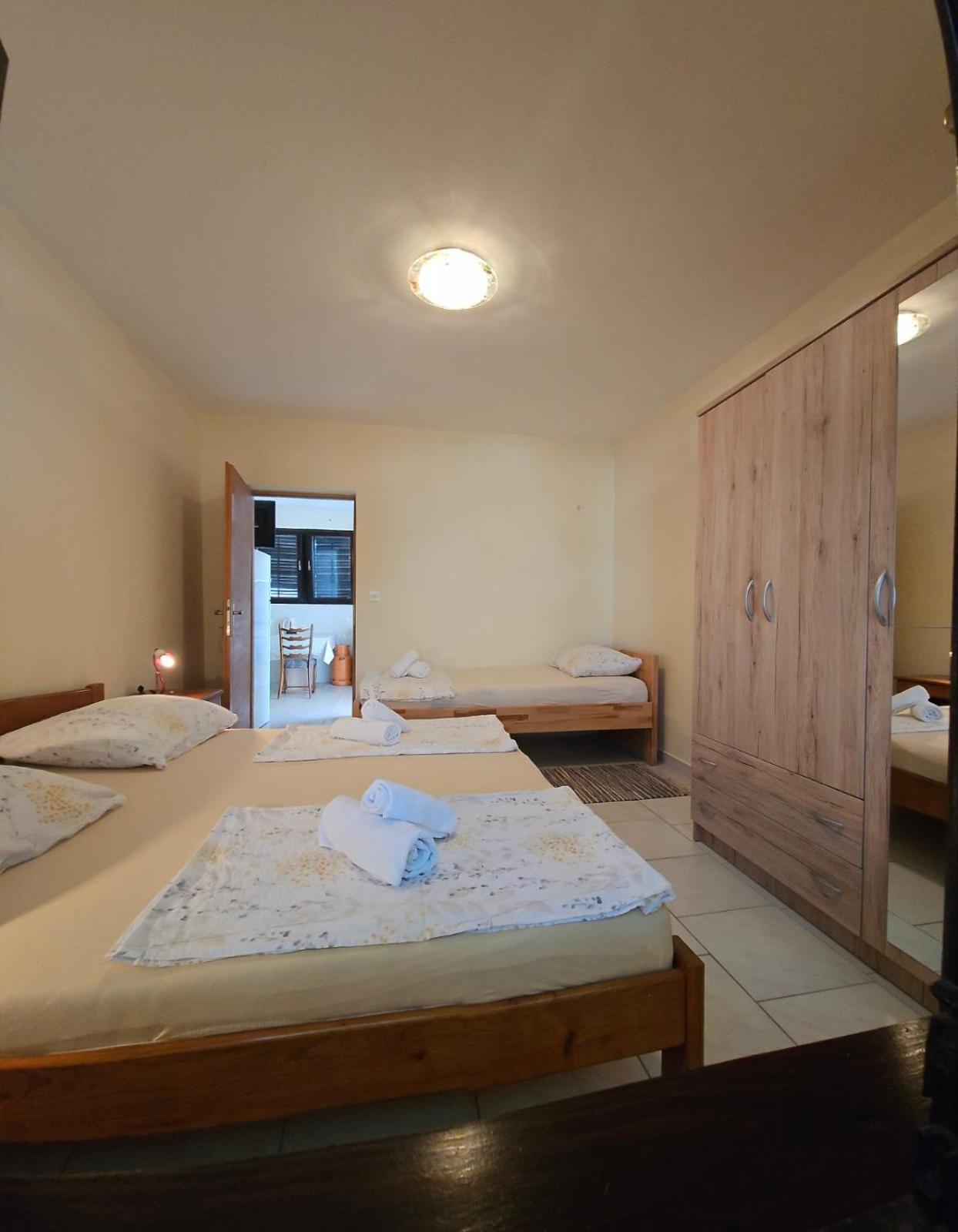 Apartment Lavanda สตารีกราด-ปาเคลนีซา ภายนอก รูปภาพ