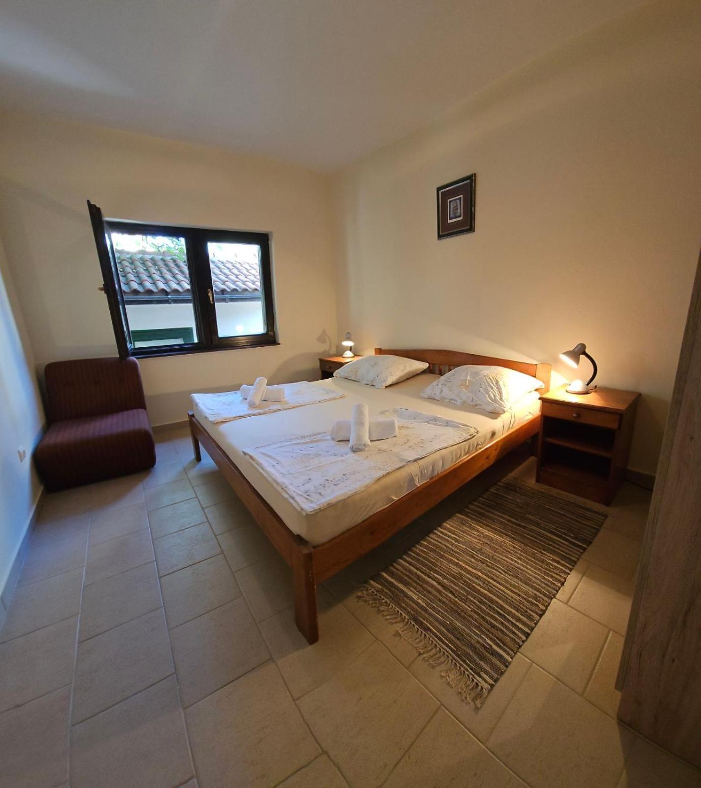 Apartment Lavanda สตารีกราด-ปาเคลนีซา ภายนอก รูปภาพ